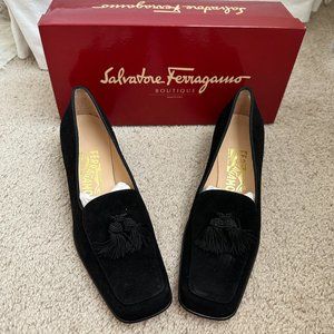 Salvatore Ferragamo Alberta Women's Nero Suede Kid Tassle Heels Size 8 NEW!!!